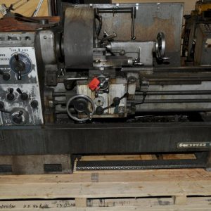 24″ X 40″ HOWA SANGYO ENGINE LATHE