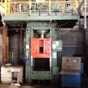500 TON ERIE HYDRAULIC PRESS