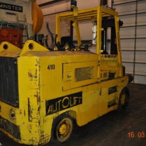 30,000 LB AUTOLIFT FORKLIFT