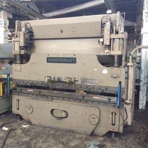 90 TON x 10′ CINCINNATI HYDRAULIC PRESS BRAKE