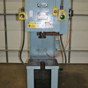 12 TON GREENERD HYDRAULIC PRESS