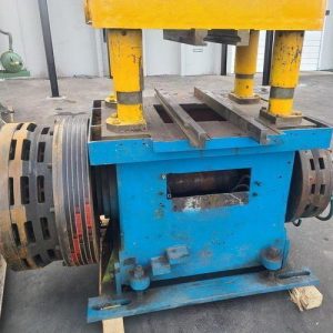 40 Ton B & K 4 Post Cut-Off Press