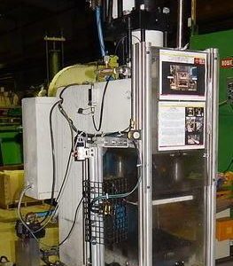 34 Ton FARGER & JOOSTEN MULTIPOWER Air/Oil Press