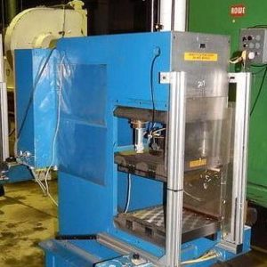 8 Ton FARGER & JOOSTEN MULTIPOWER Air/Oil Press