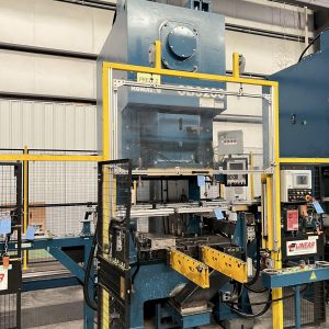 220 TON KOMATSU GAP FRAME PRESS