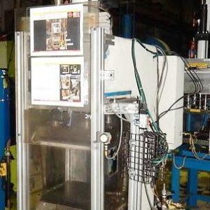 16 Ton FARGER & JOOSTEN MULTIPOWER Air/Oil Press