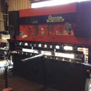 138 TON AMADA HYDRAULIC PRESS BRAKE