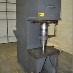 100 TON GREENERD HYDRAULIC PRESS