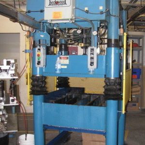 30 Ton Beckwood Four Post Hydraulic Press