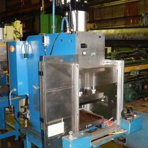 16 Ton FARGER & JOOSTEN MULTIPOWER Air/Oil Press